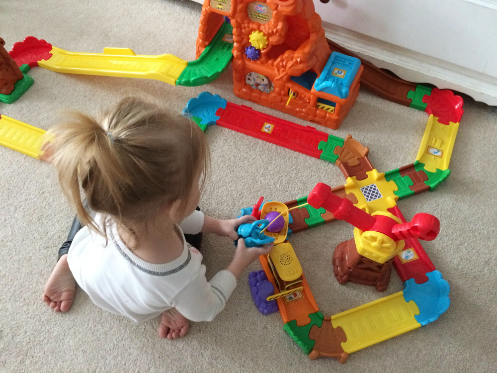 Vtech cheap train mountain