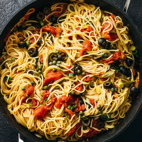 spaghetti-puttanesca-capers-olives-1