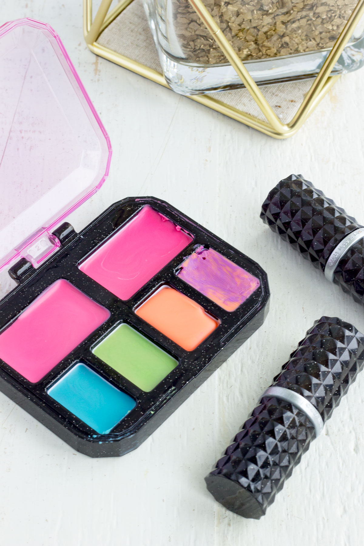 crayon makeup science kit