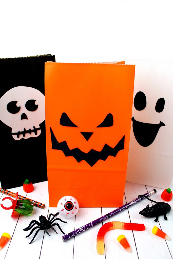 DIY Halloween Treat Bags