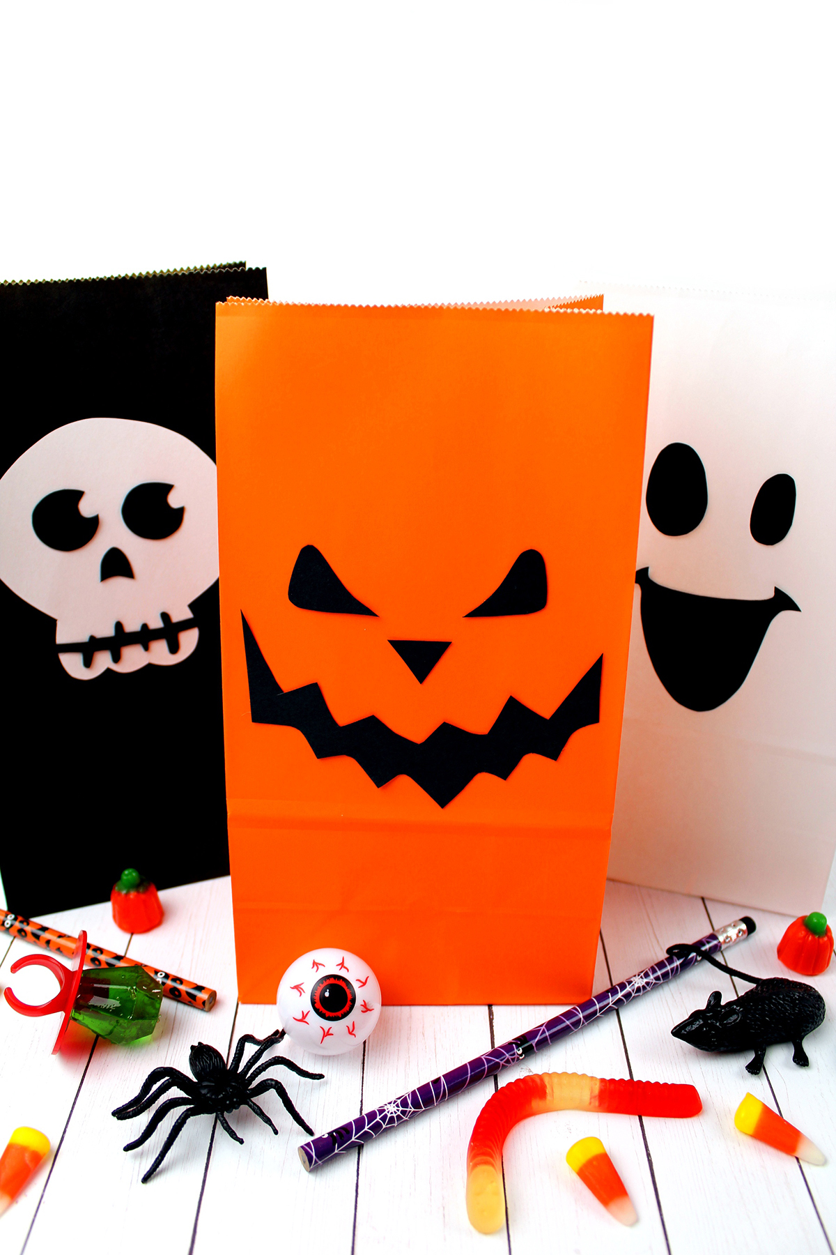 Spooky Diy Halloween Treat Bags Craft - Extreme Couponing Mom