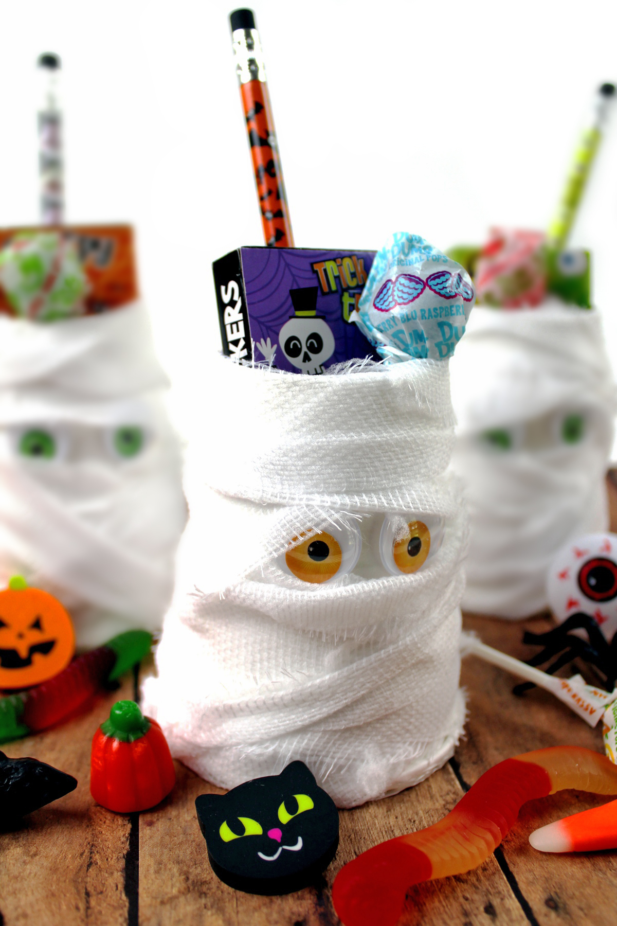 DIY Mummy Halloween Treat Cups Extreme Couponing Mom