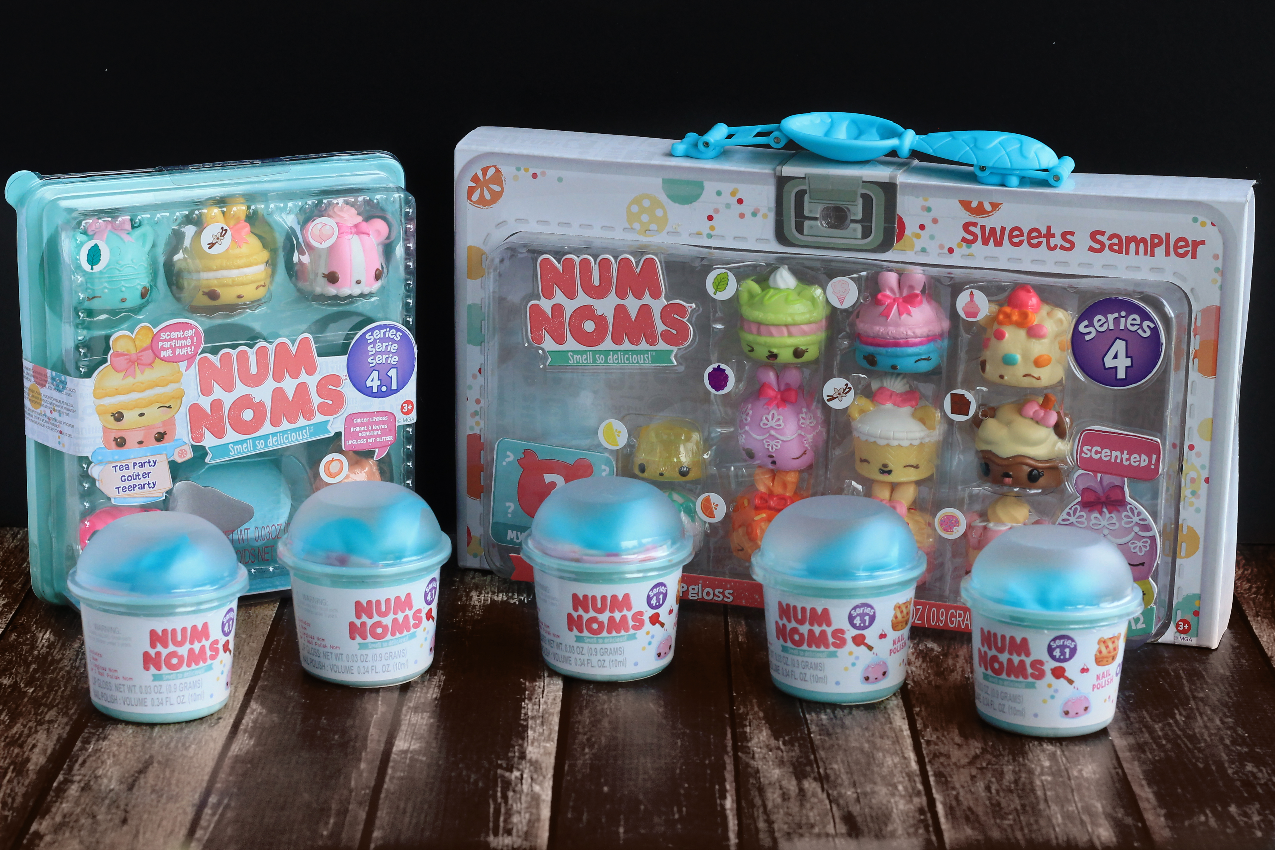 My Daughters New Num Nom case!  Nom noms toys, Num noms toys