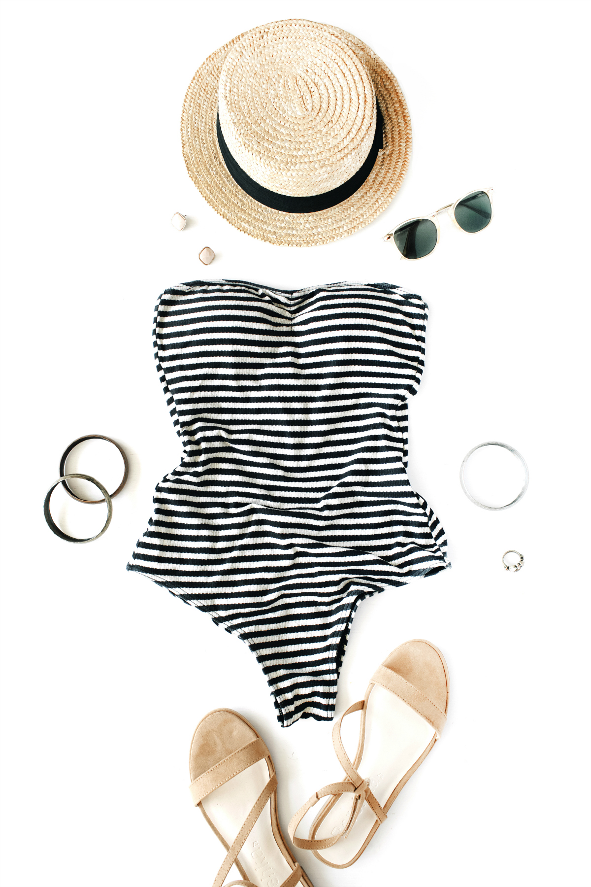 Must-Have Beach Vacation Essentials 