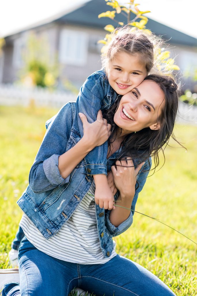 5 Things Confident Moms Do