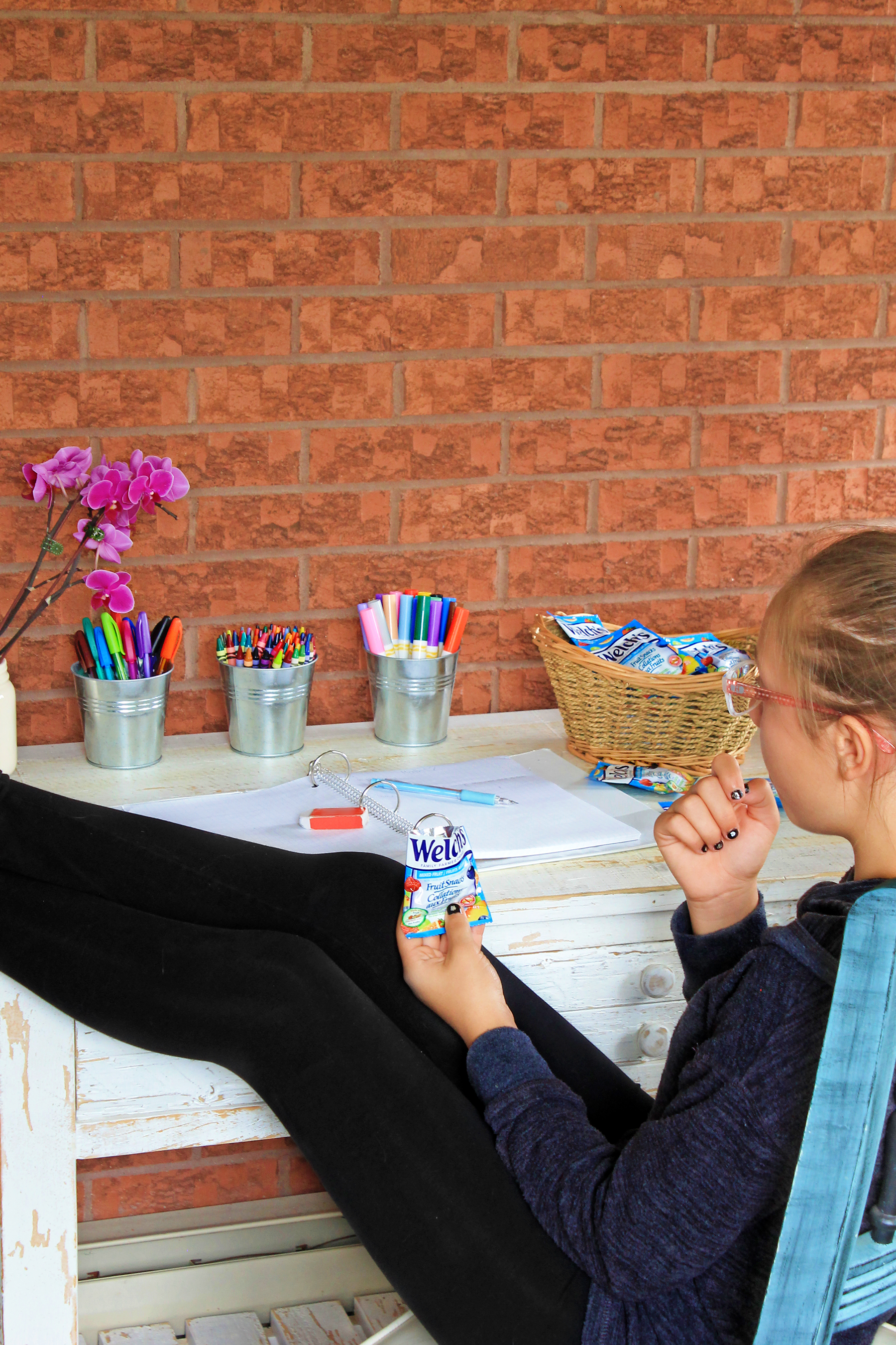 Welch's Fruit Snacks DIY Homework Station