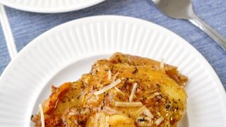Keto Garlic Roasted Chicken Thighs with Parmesan Gravy