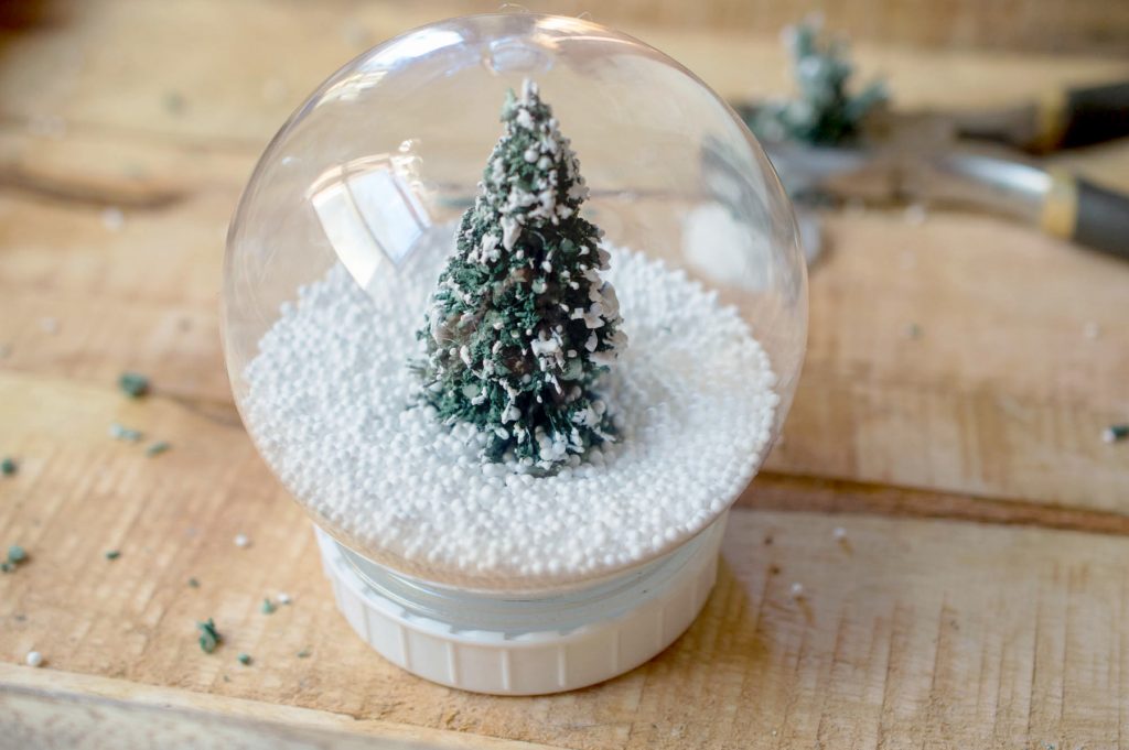 DIY Christmas Tree Snow Globe