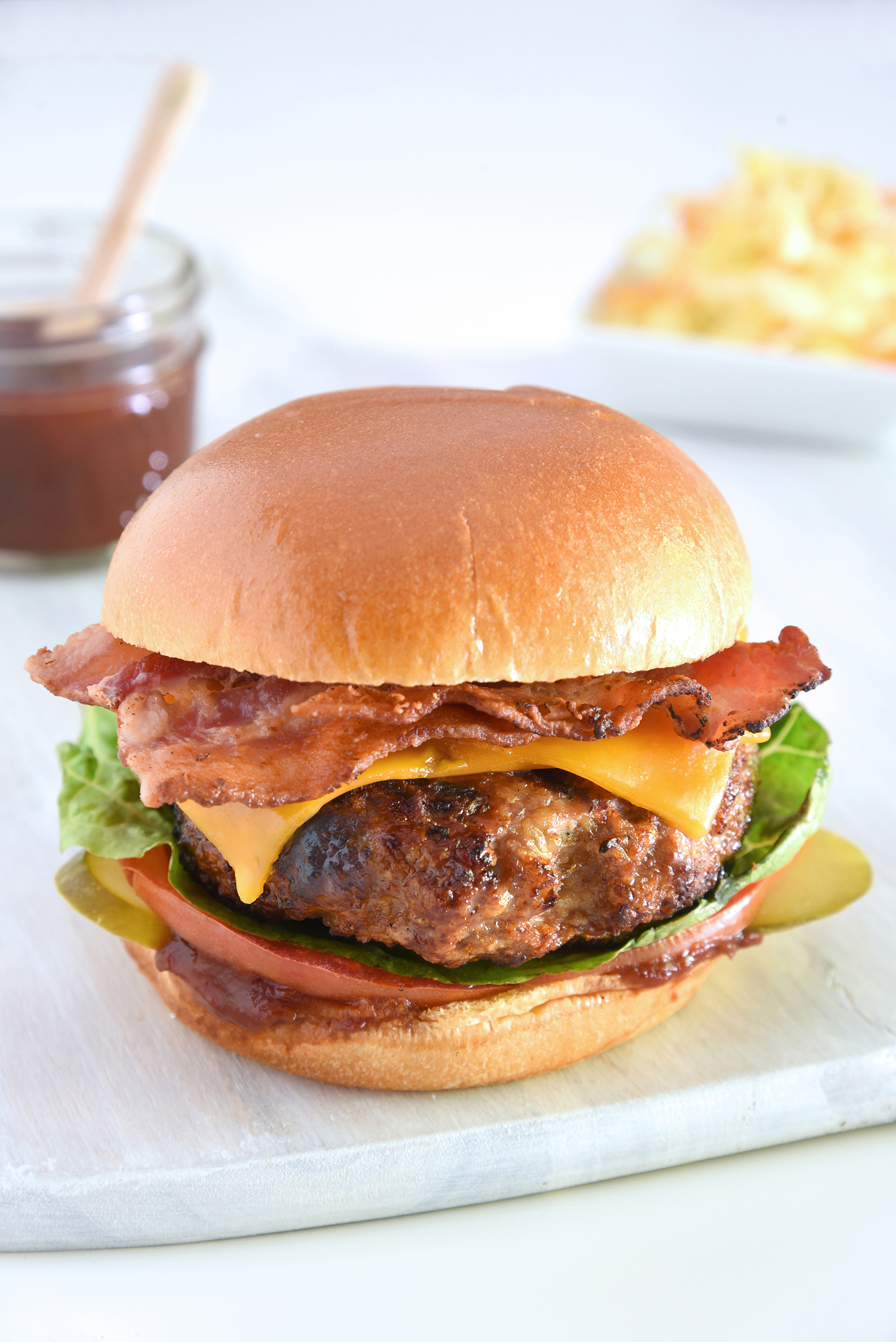 Sweet n Spicy Bacon Burger Recipe - Frugal Mom Eh!