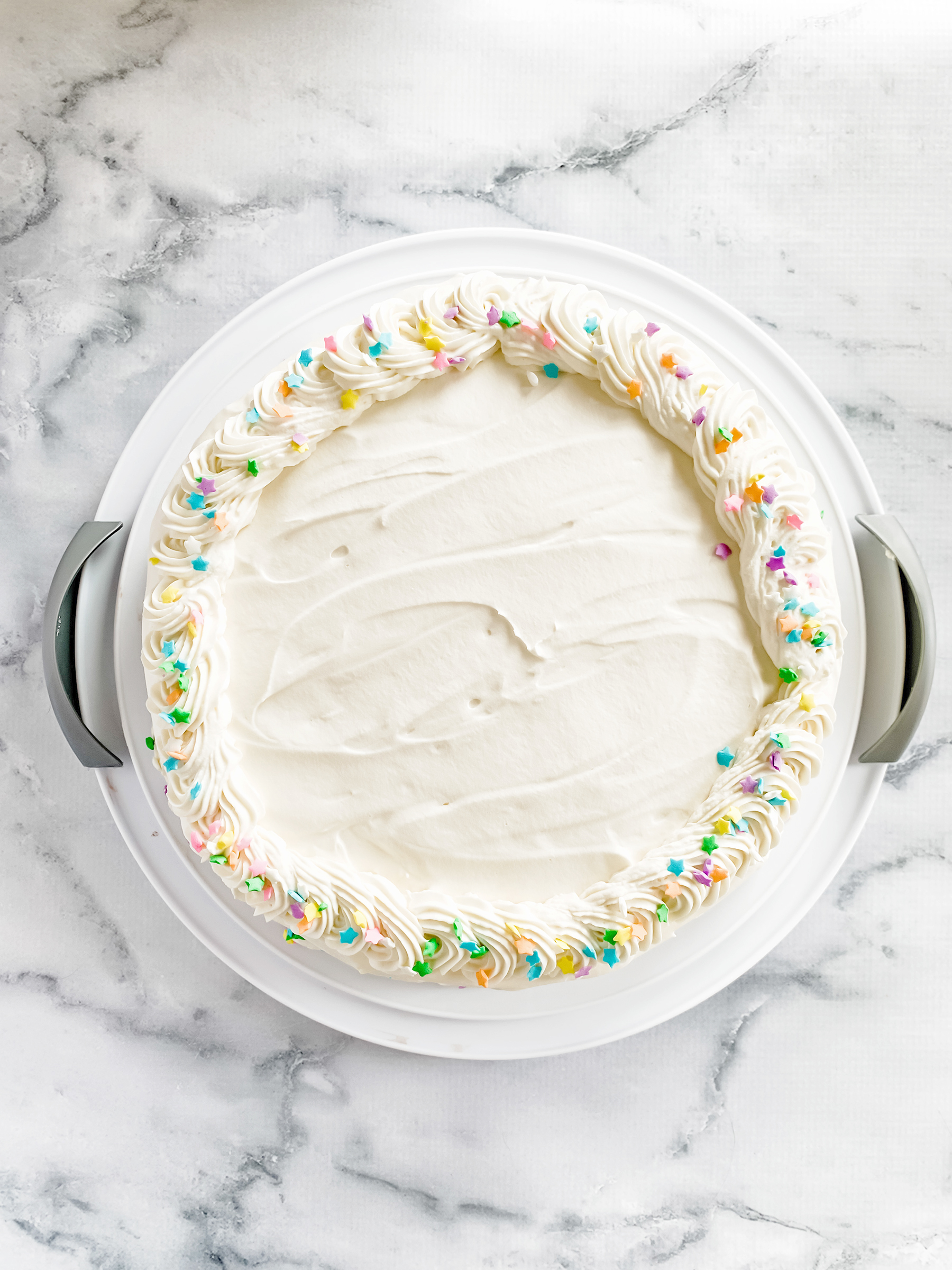 Easy Ice Cream Cake (DQ Copycat) - Culinary Hill