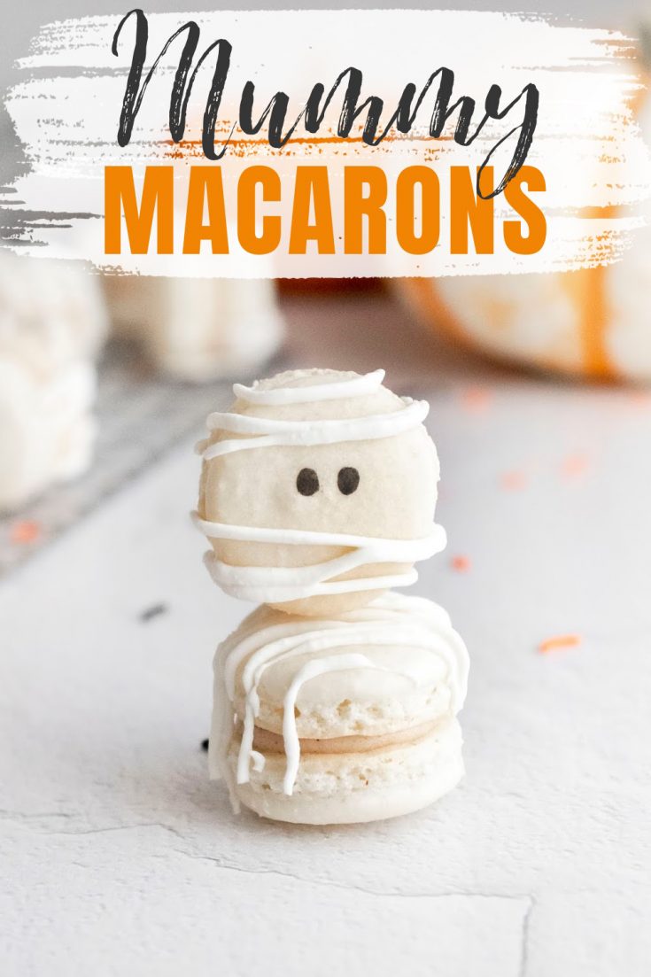 Mummy Halloween Macarons