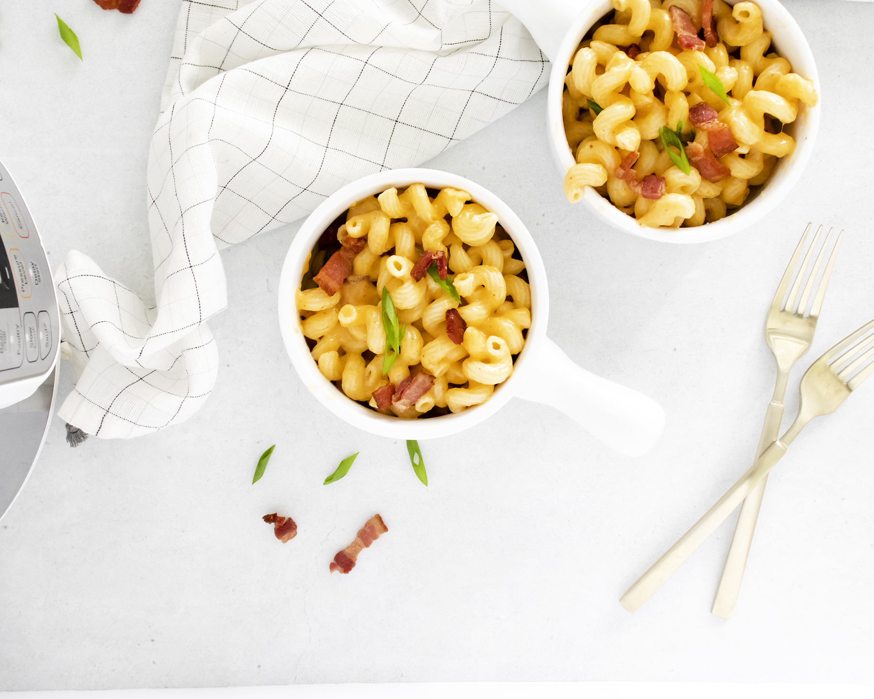 The Best Instant Pot Bacon Mac & Cheese