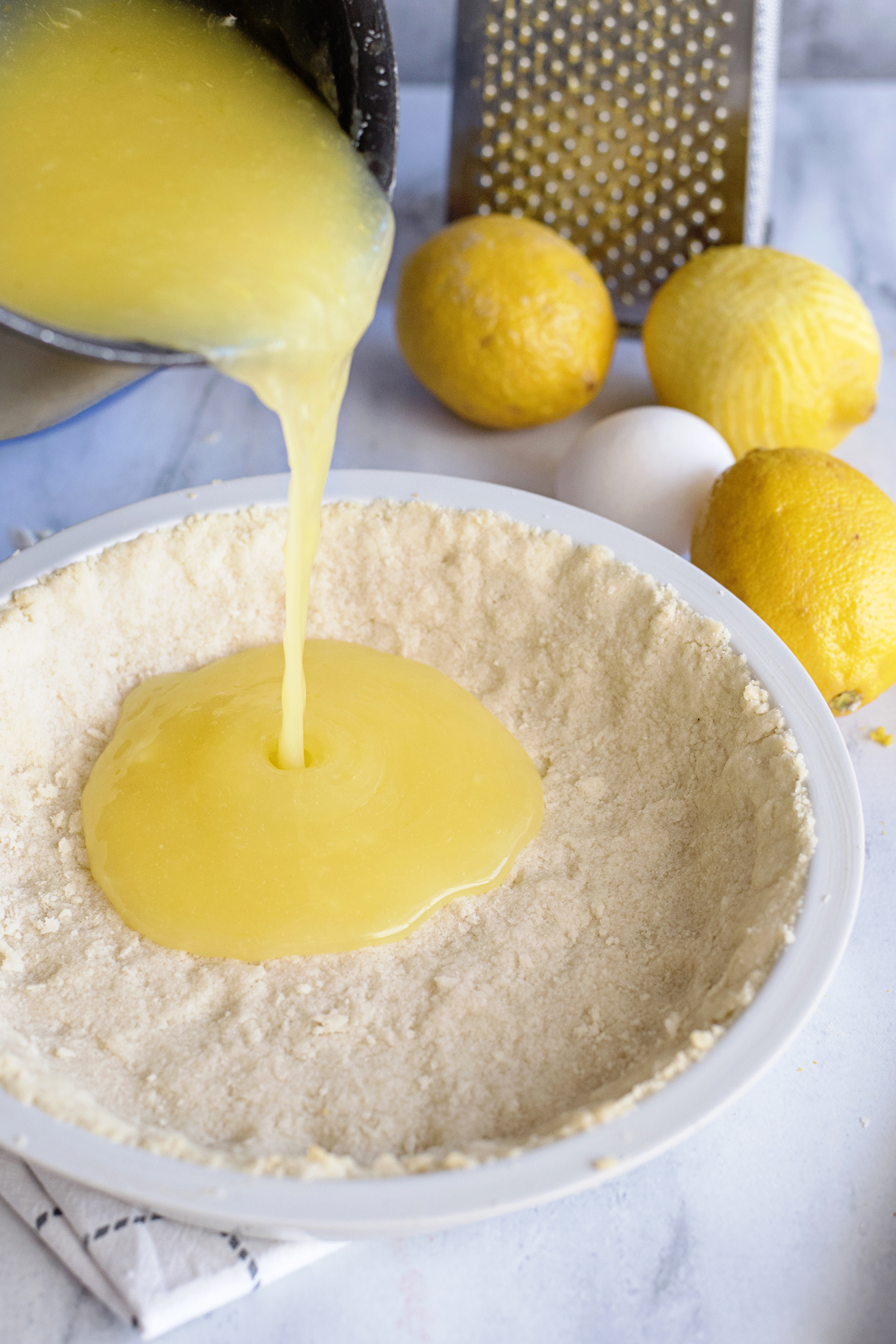 The Best Sugar Cookie Lemon Pie