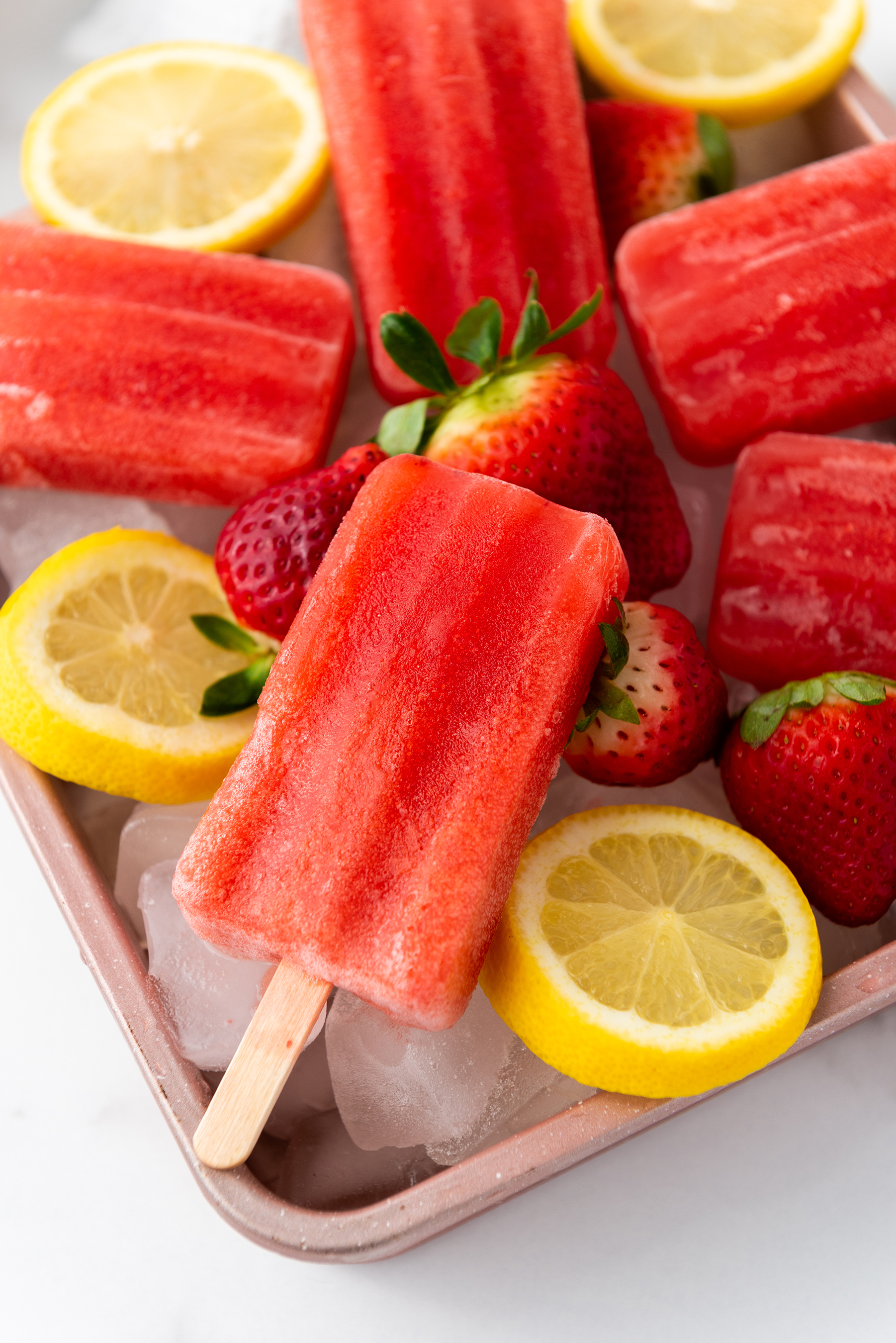 Homemade Strawberry Lemonade Popsicles