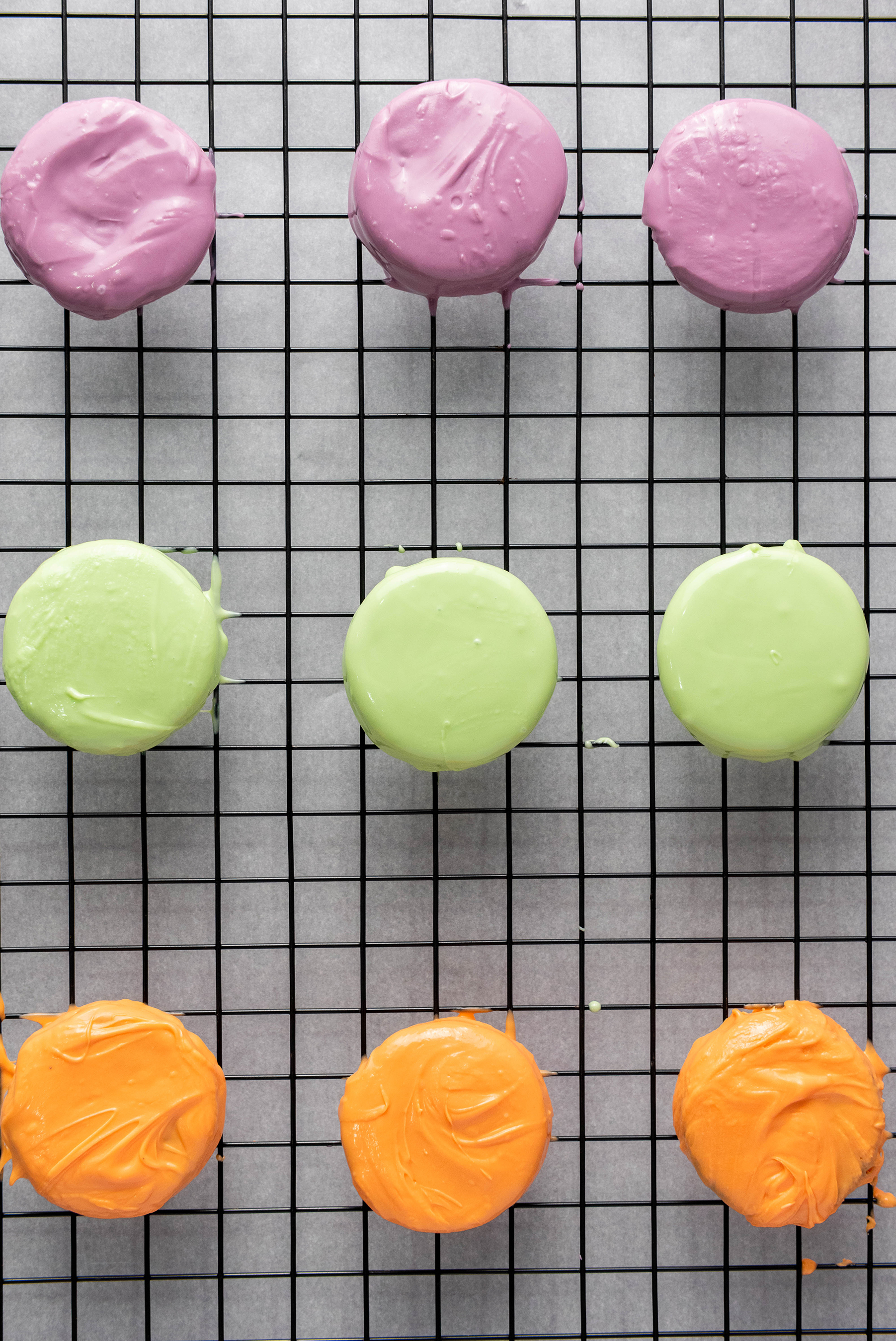 Easy Halloween Oreo Cookies